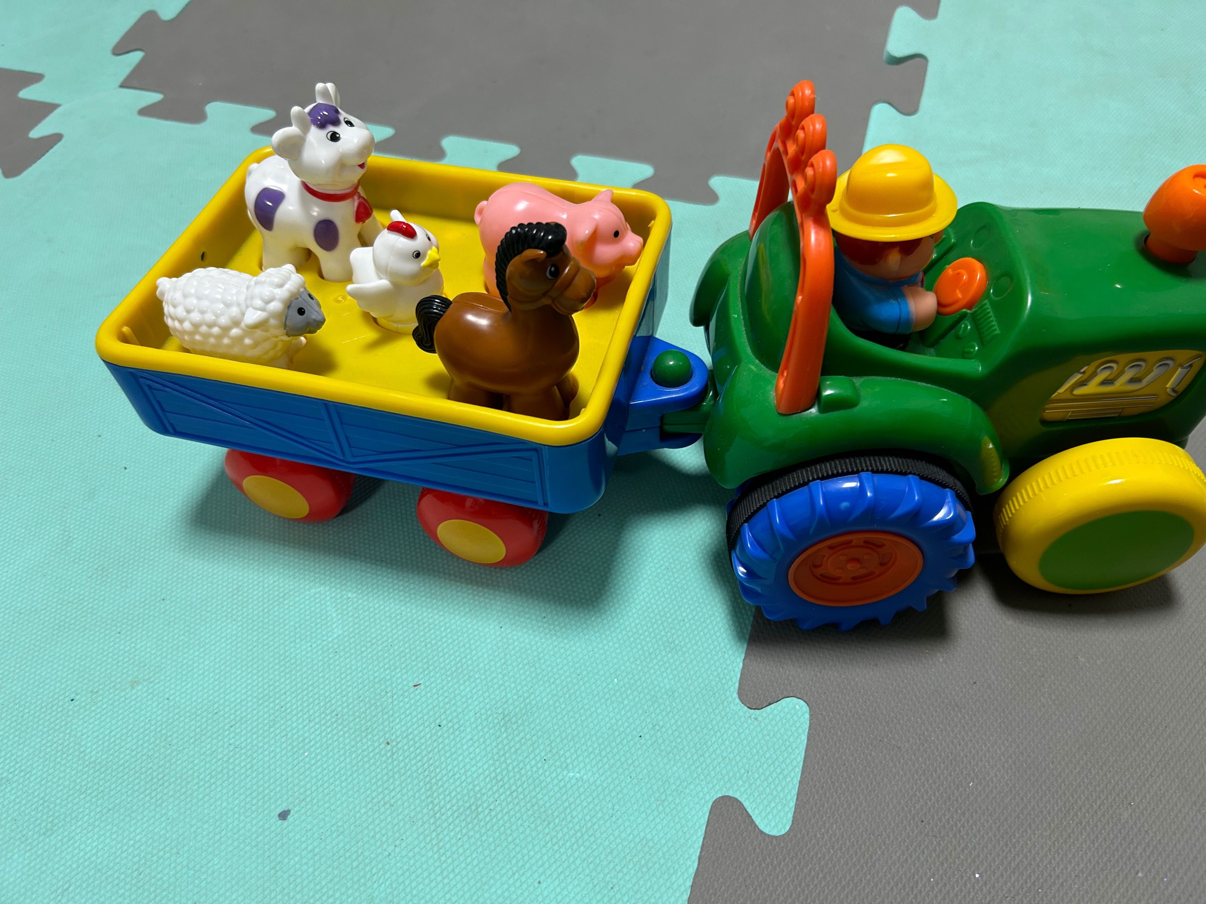 Музична іграшка трактор і ферма