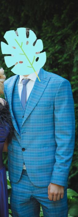 Продам костюм 3-ка на юнака, випускний