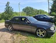 Продам mercedes 2 л газ бензина