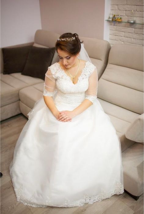 Весільна сукня бренду Darling