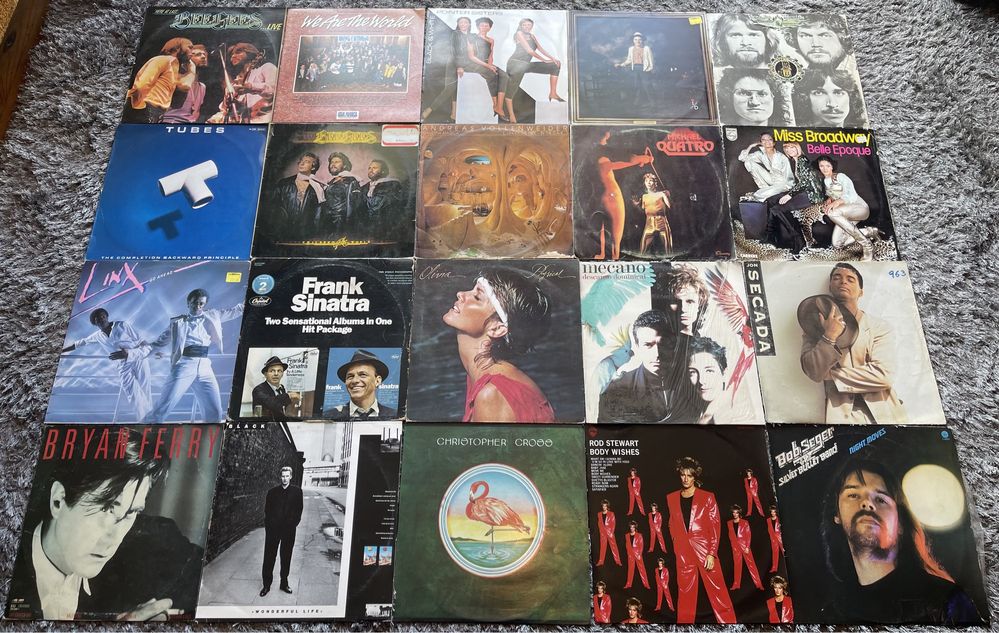 Lote de 400 discos de vinil (LP’S)