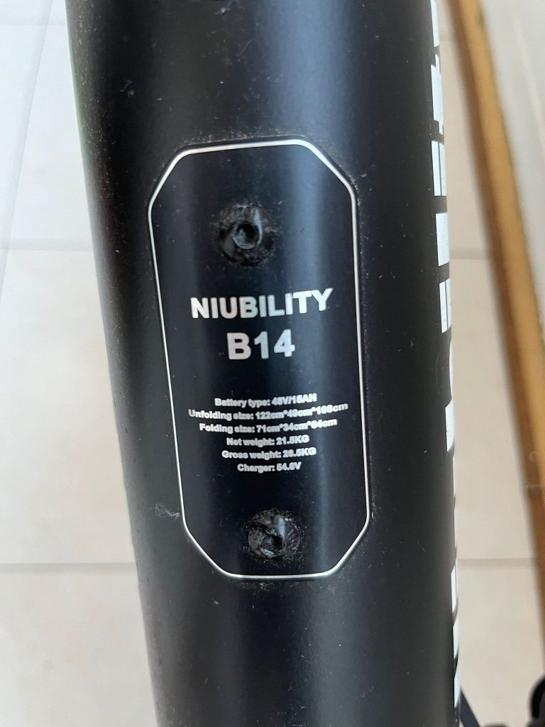 Bicicleta elétrica Niubility b14 dobrável