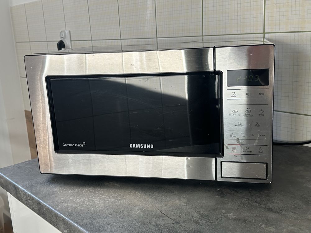 Mikrofalowka samsung
