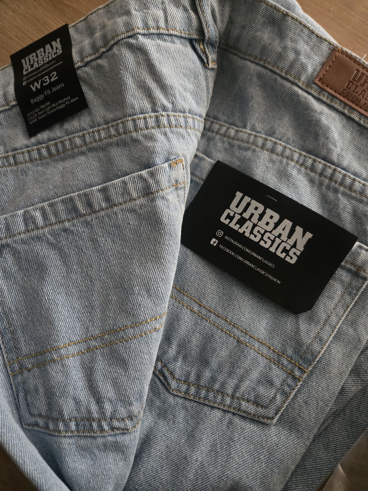 Spodnie jeans Urban.