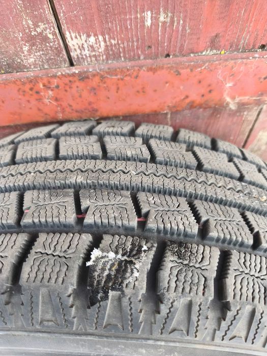 Opony zimowe 215/65 r 17