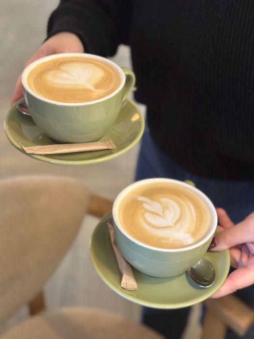 Продам посуд з своєі кавʼярні