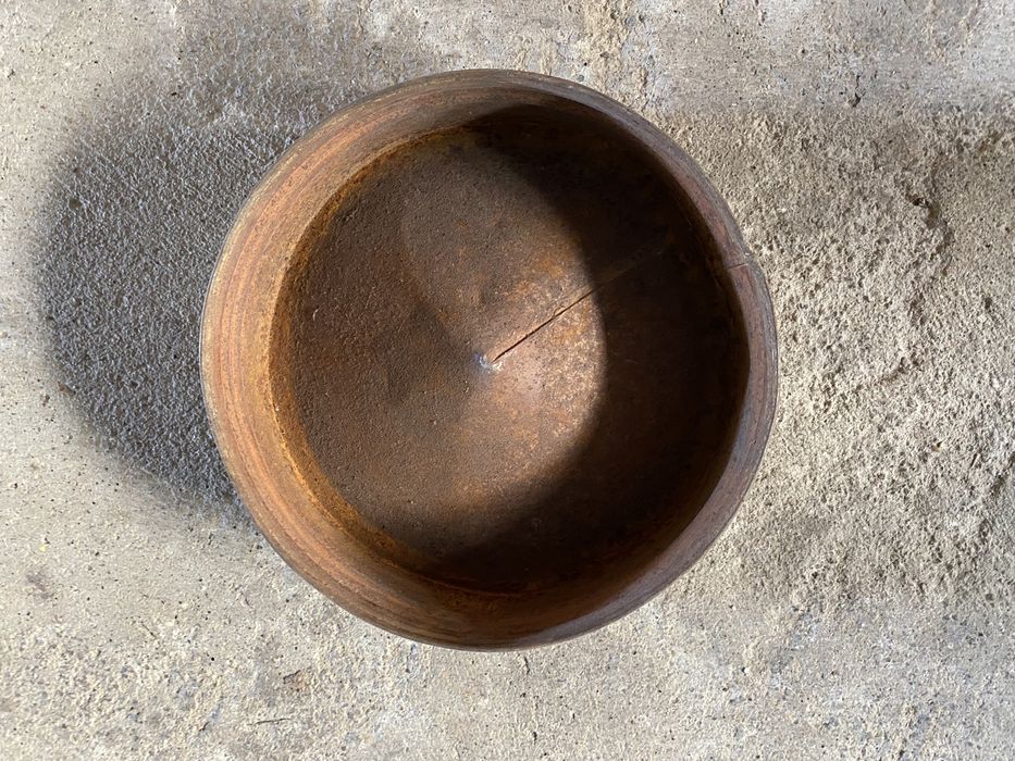 Comedouro antigo com duas peças