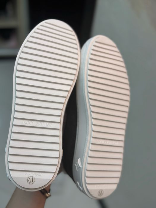 Кеди Louis Vuitton з хутром  24,5 см в наявності  зимні теплі