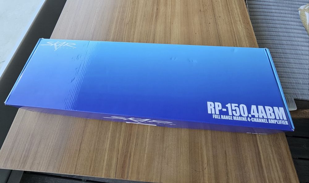 Amplificador Skar Audio 4 canais