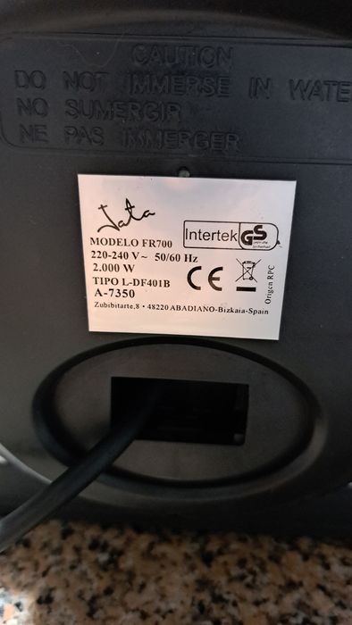 Vendo esta fritadeira elétrica usado