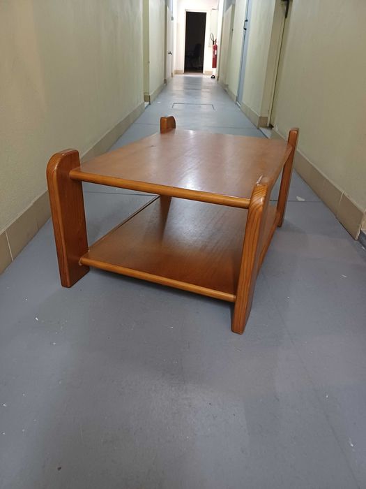 Mesa de apoio para sala de estar - madeira maciça - pinho mel
