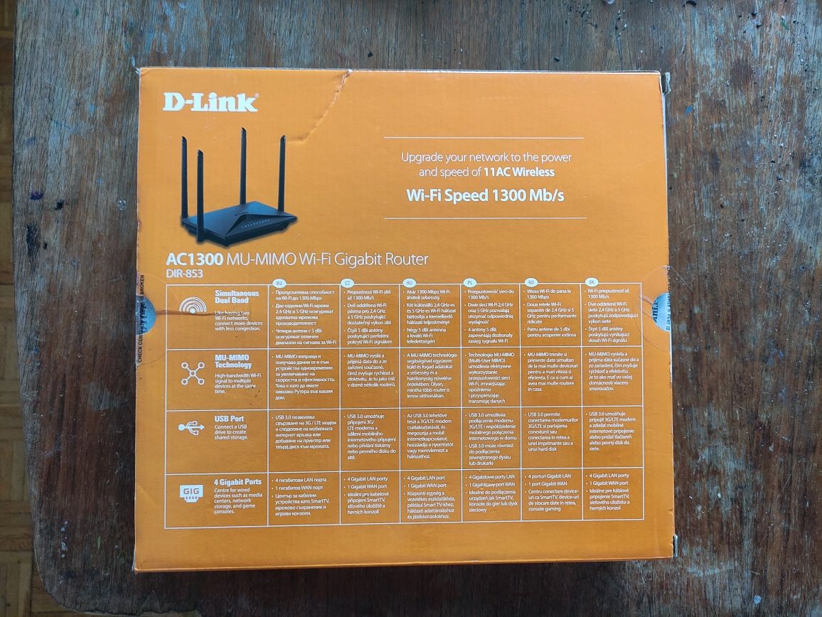 Router D-Link DIR-853 AC1300