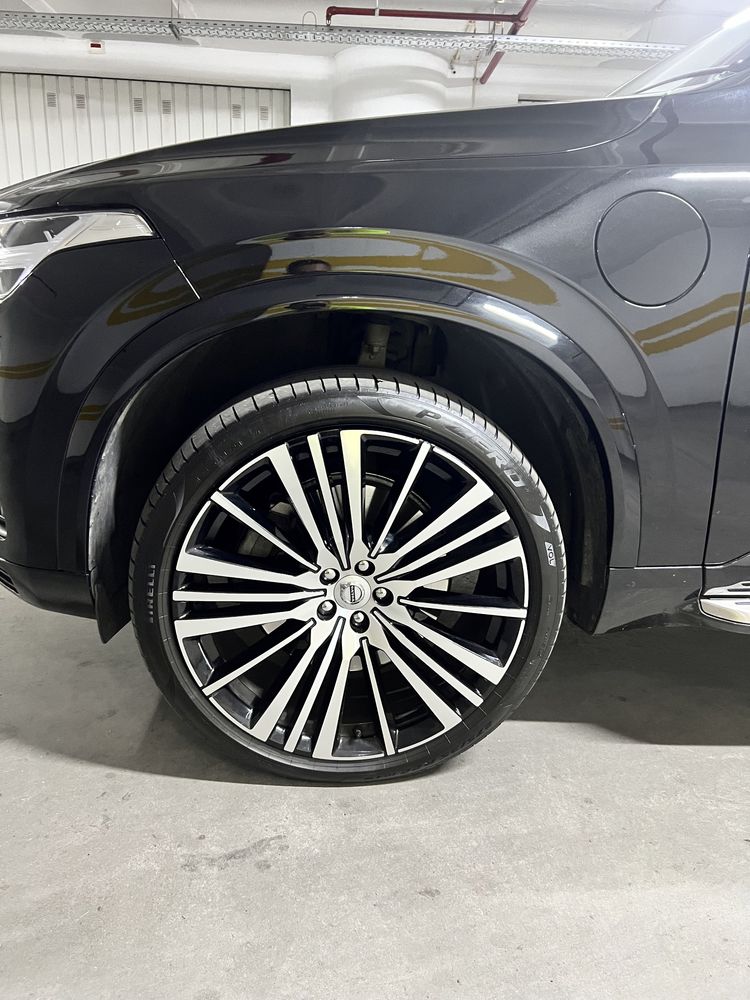 Volvo XC90 T8 AWD
