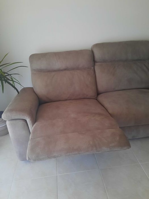 SOFÁ Chaise Long microfibra