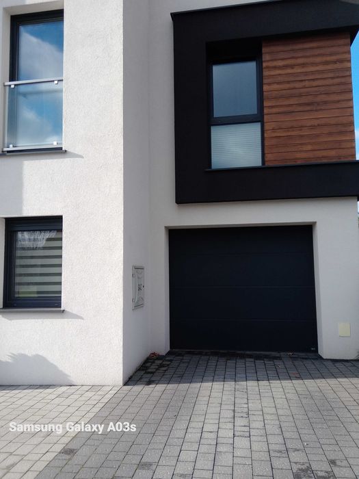 Sprzedam dom w zabudowie szeregowej