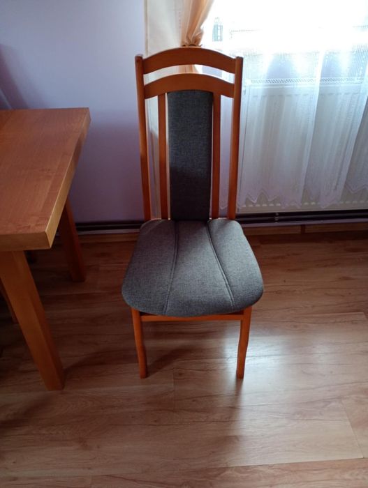 Stół i 6 krzeseł