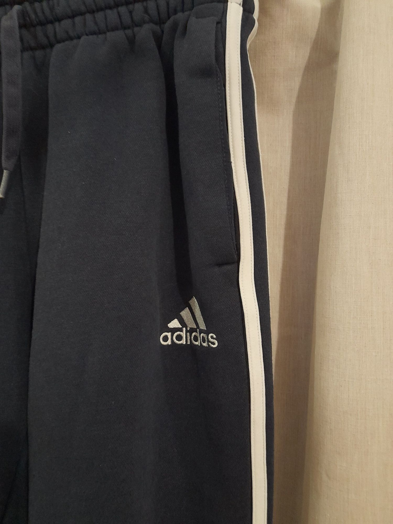 Оригинал Спортивні штани Adidas идеал р. XS, S