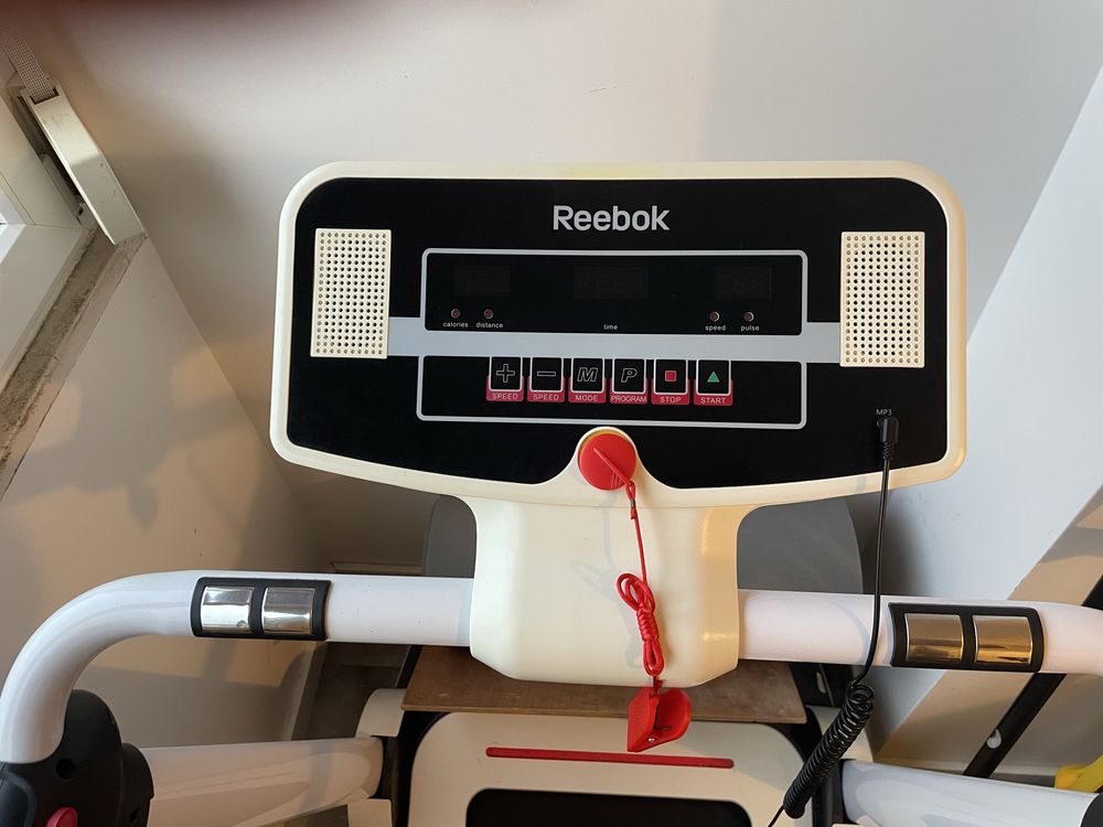 Passadeira Reebok I Run 3