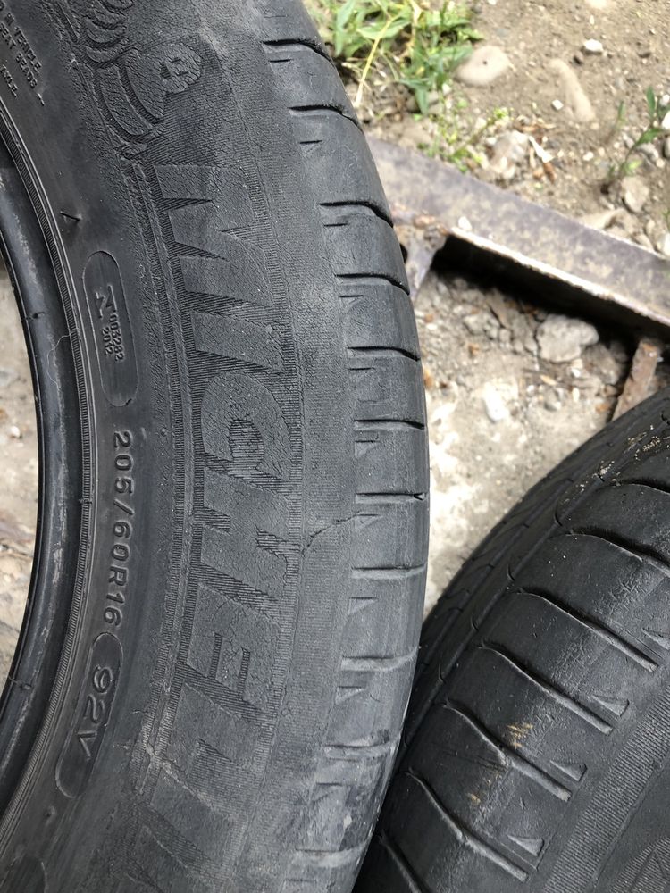 Шини 205/60/16 Michelin