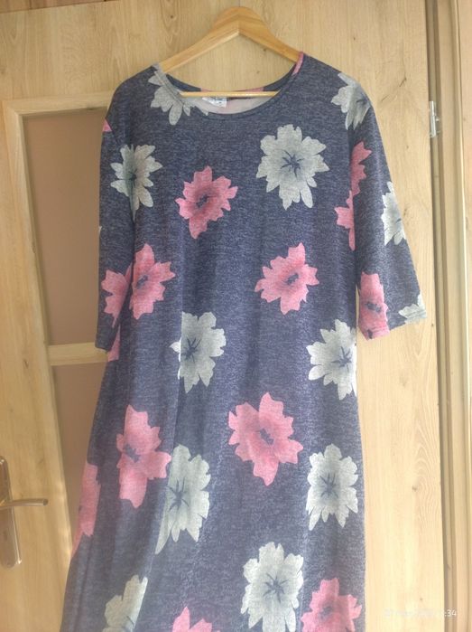 Sukienka dzianinowa