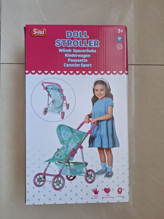 Nowy wózek dla lalek spacerówka