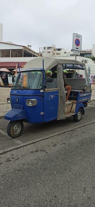 TukTuk Piaggio Gasóleo - 6 + 1 lugares