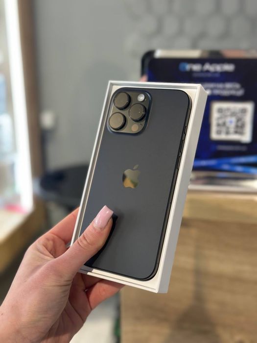 NEW iPhone 16 Pro max 512Gb. ( black titanium)