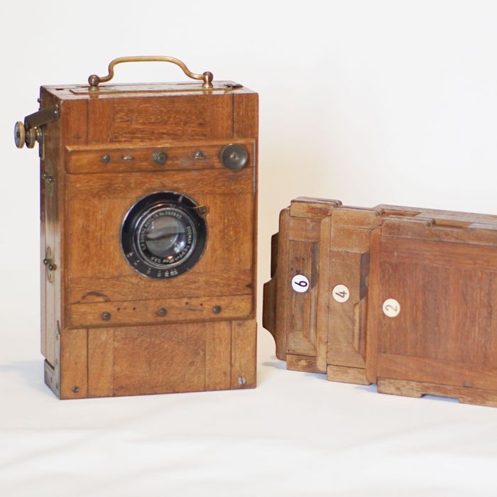 Câmara de grande formato 4x5 (1920)
