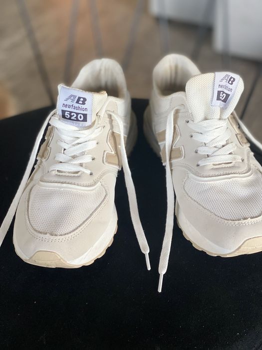 Кросівки 39р демі дуже зручні та мʼякі