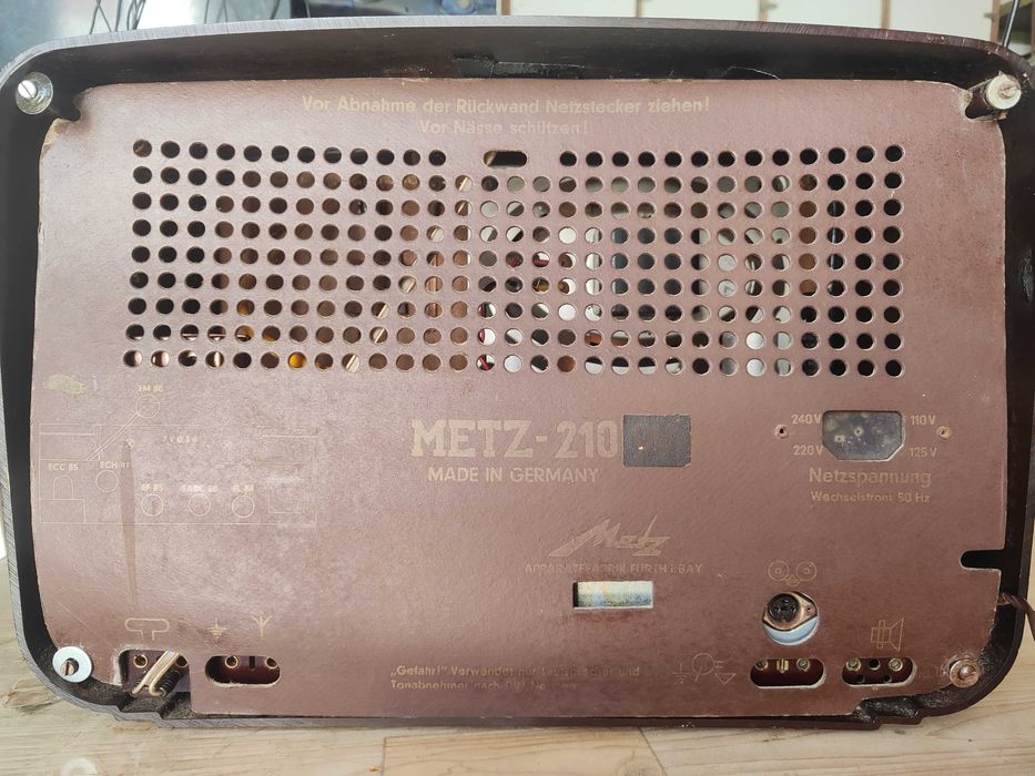 Rádio Metz, a válvulas