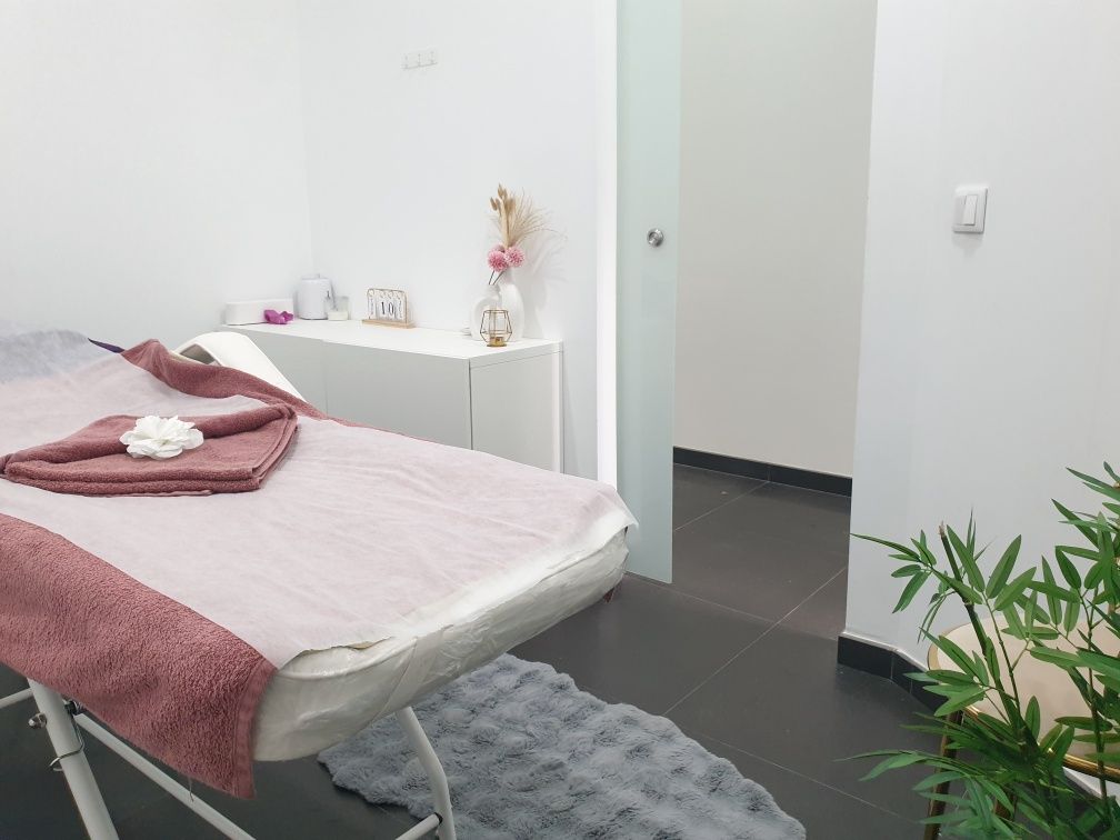 Aluga-se gabinete A HORA/DIA em clínica de estética premium na ALAMEDA