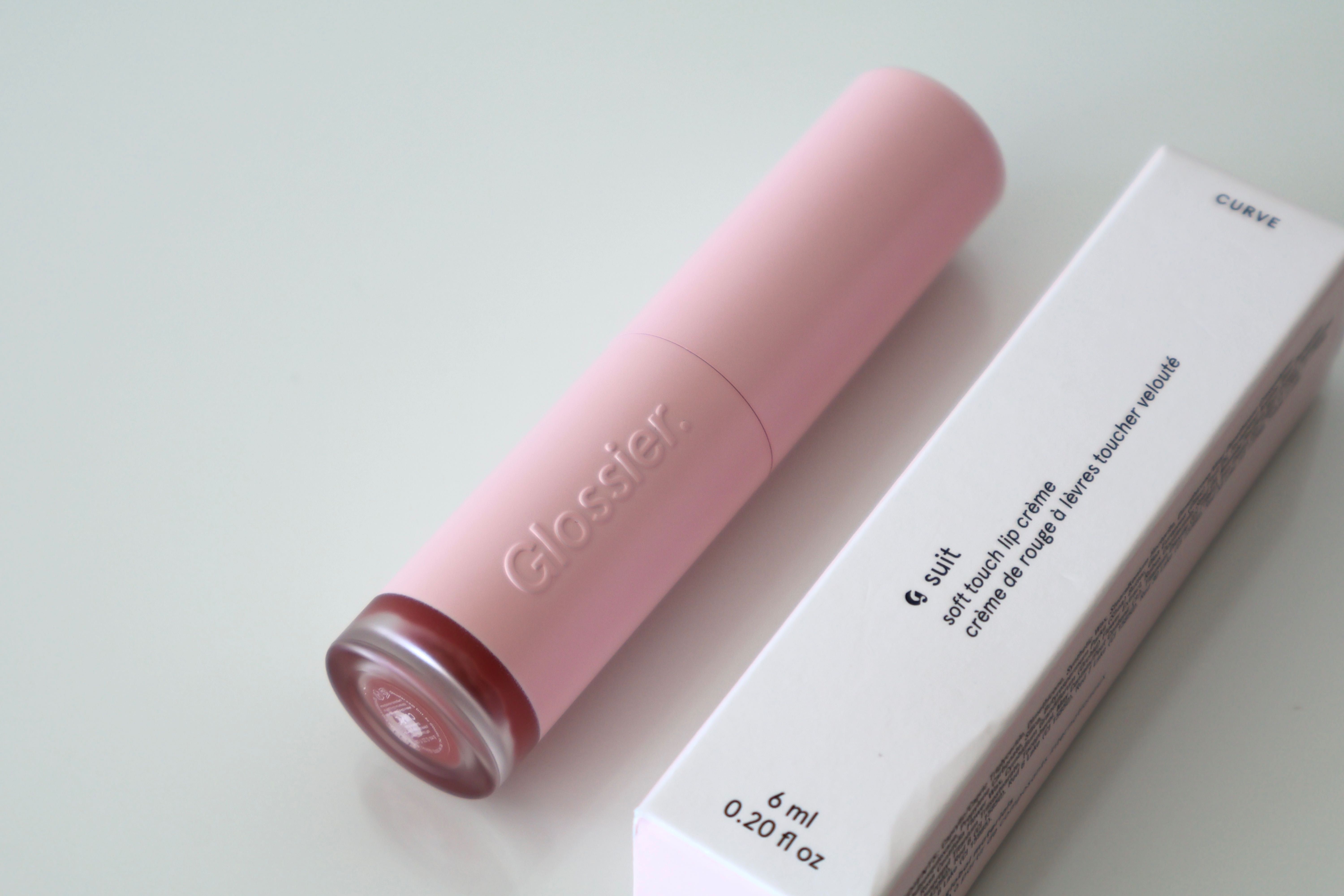 Batom Glossier G Suit Curve (NOVO)