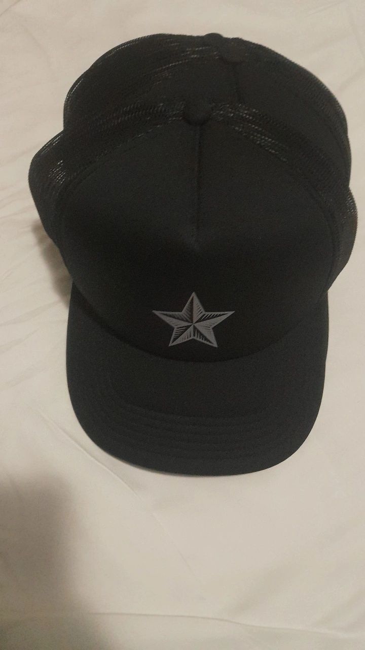 Vendo chapéu para sol muito giro