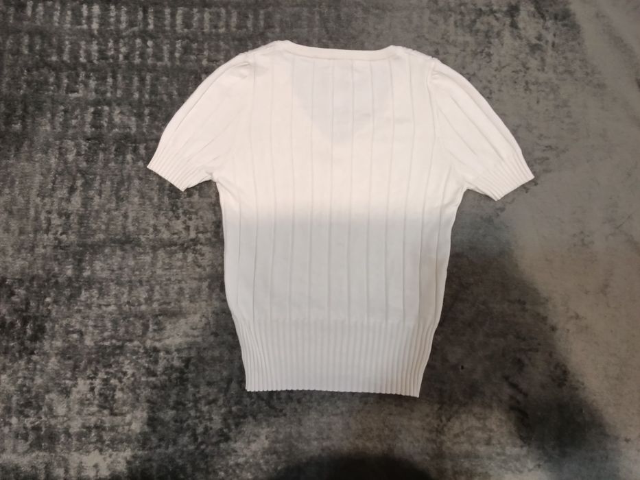 Женская белая футболка old money