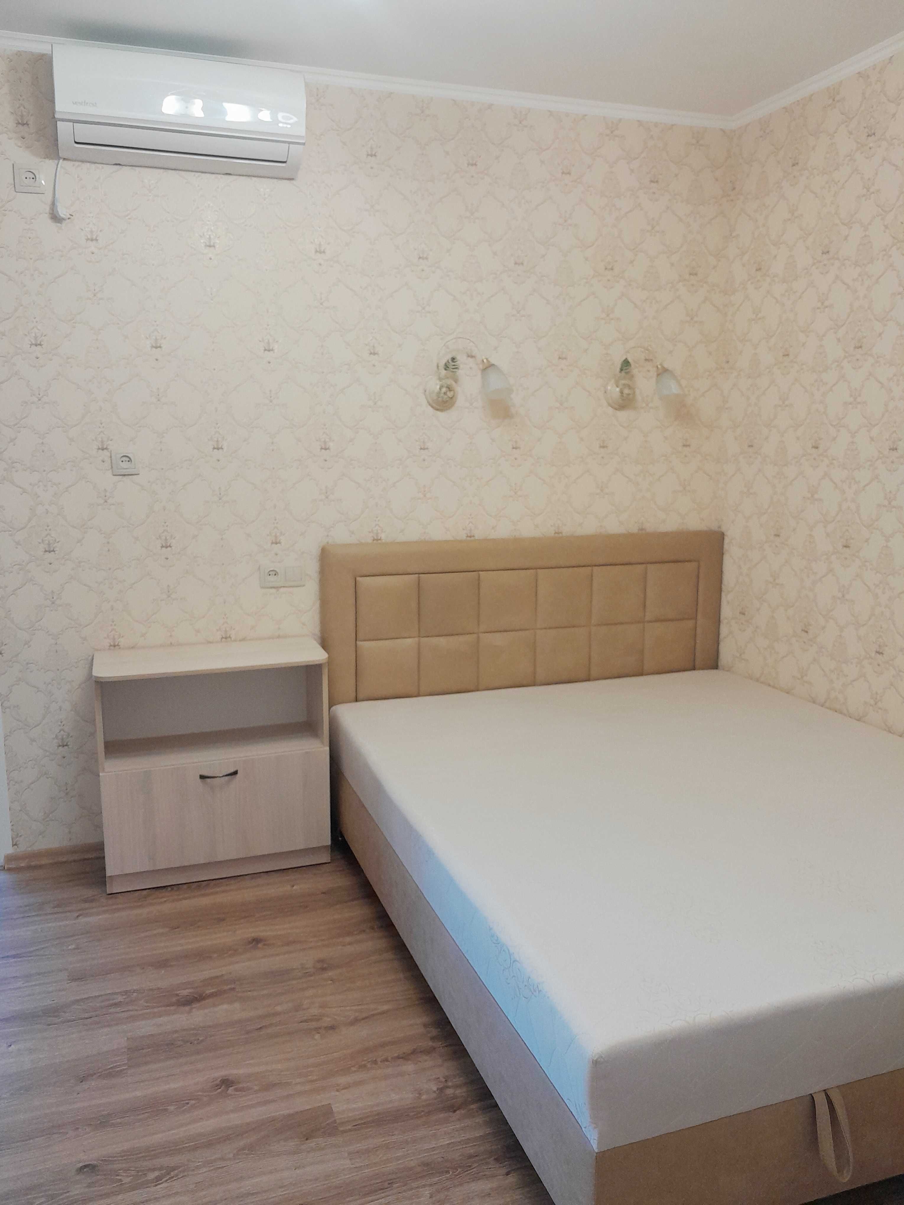 Продам 2к кв. на Победе 4,в ЖК Пятый Континент с новым ремонтом.Победа