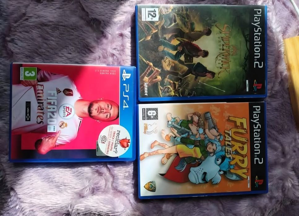 Playstation 2, cartão de memória e jogos