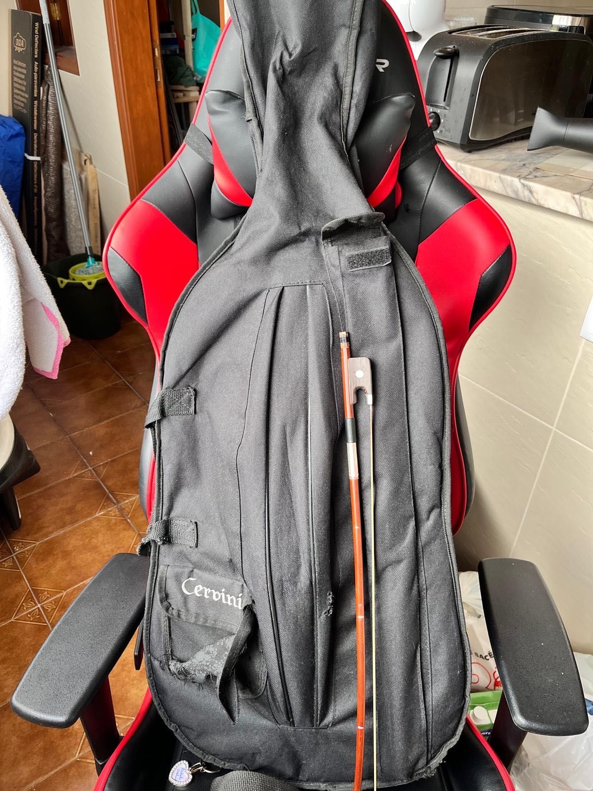 Violoncelo 1/4 usado em bom estado