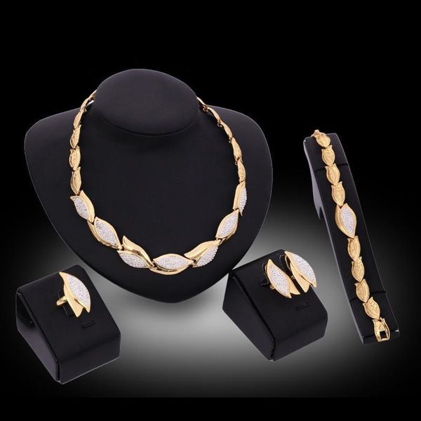 Conjunto Completo Cristais Preenchidos com ouro