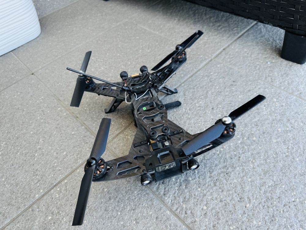 Dron wyścigowy Walkera Runner 250