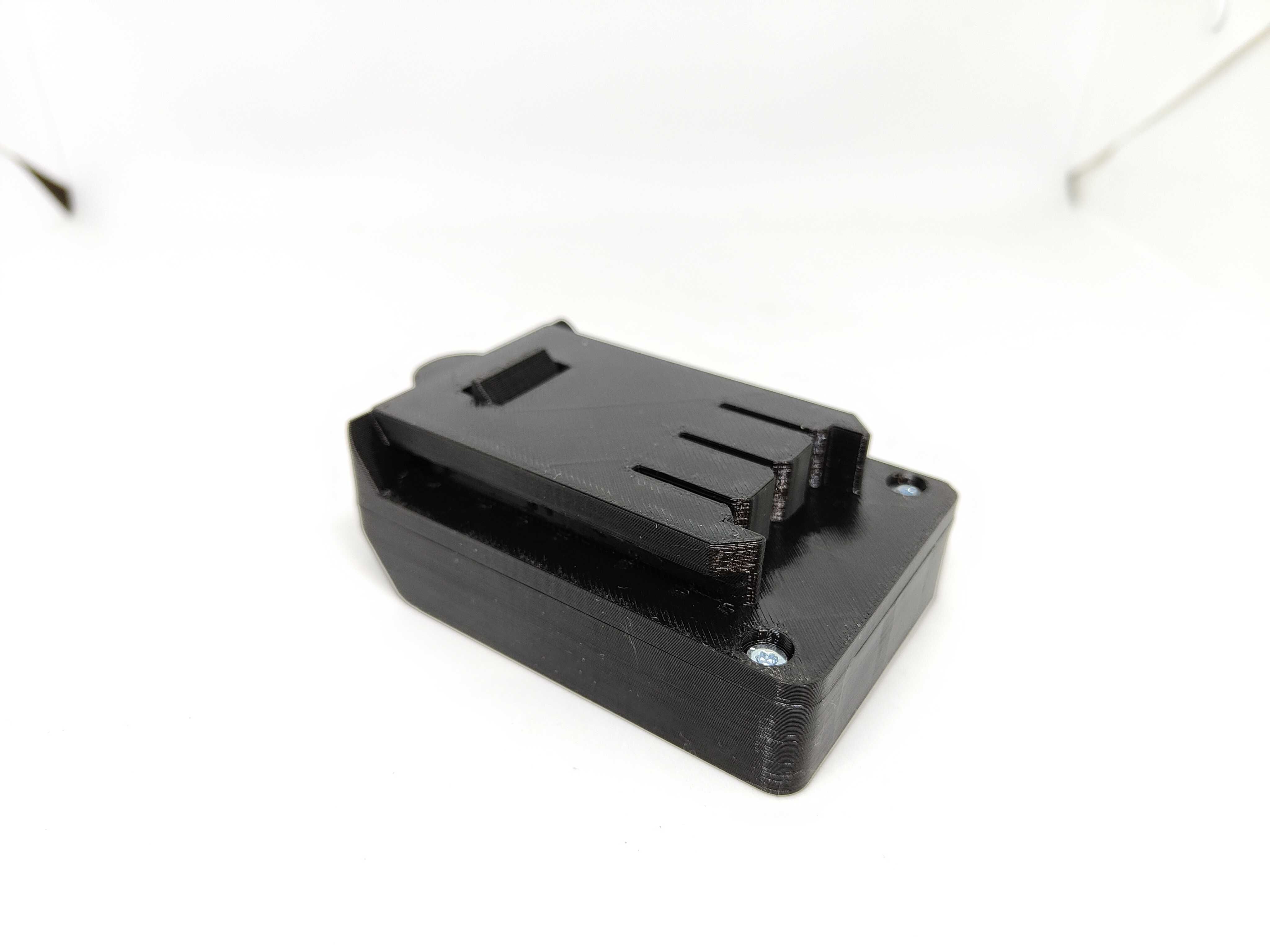 Adapter baterii DeWalt XR 18v do elektronarzędzi Graphite Energy+