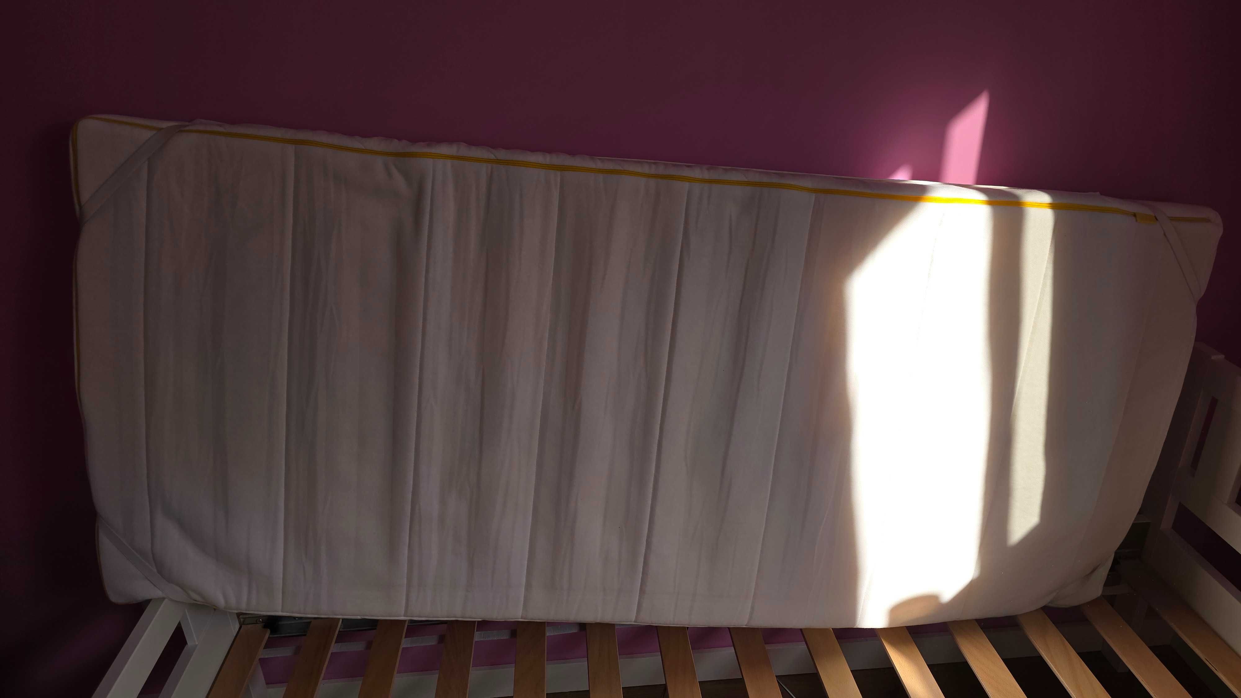 Cama infantil linda NOVA