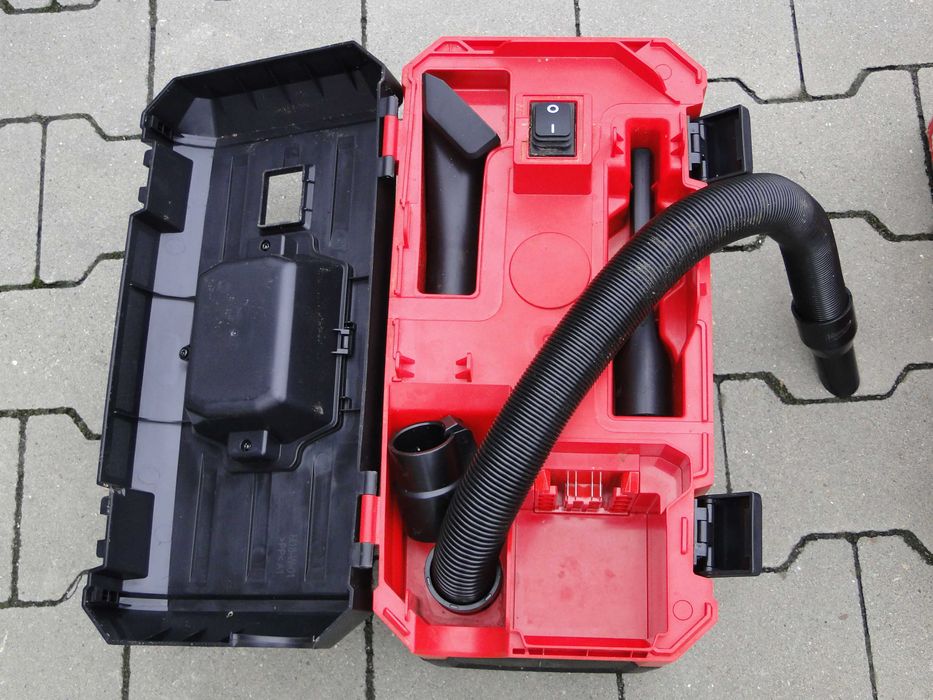 Odkurzacz aku akumulatorowy MILWAUKEE M18VC-2 18V sucho mokro jak Nowy