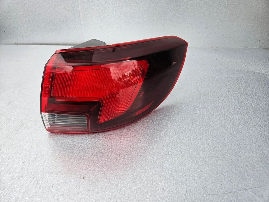 Astra K lampa tył Kombi