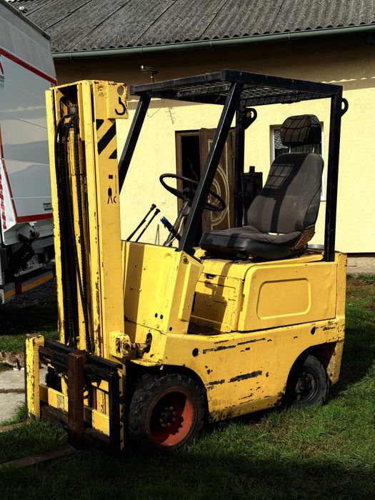 Продам погрузчик вилочний навантажувач срочно