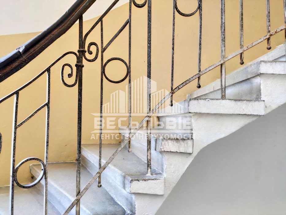 Продаж 2-кім. квартири бічна вул. Олени Степанівни