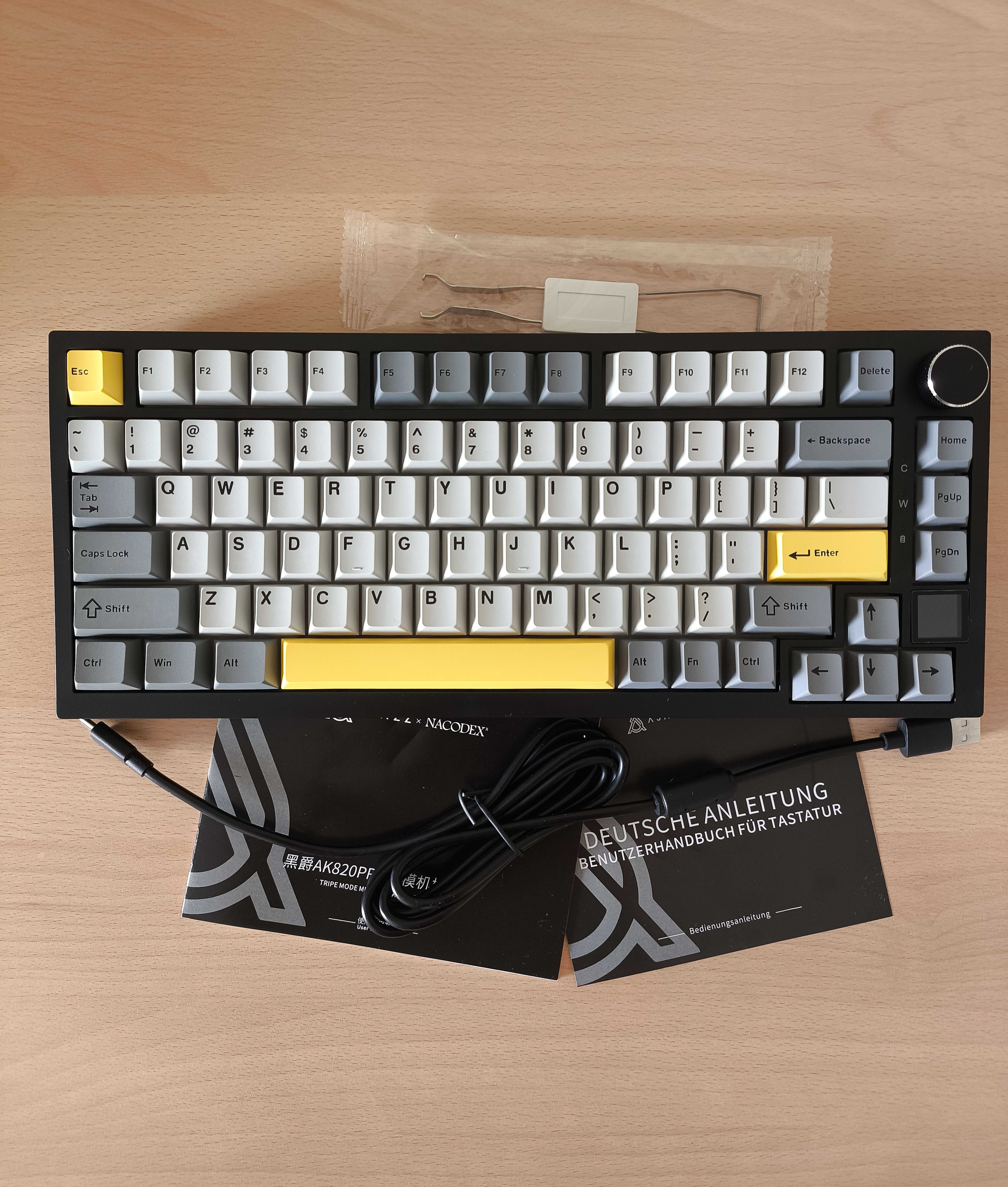 Ajazz Pro 820 PRO - Teclado 75% Mecânico e Wireless