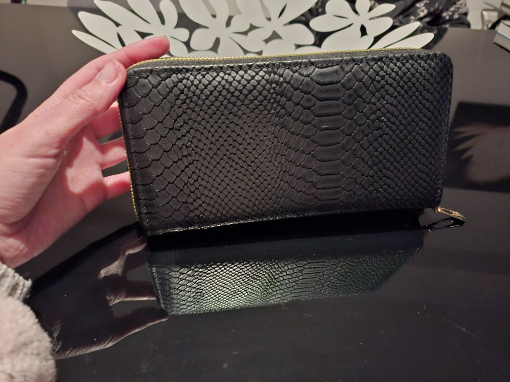 Porta moedas, totalmente novo "Shein"