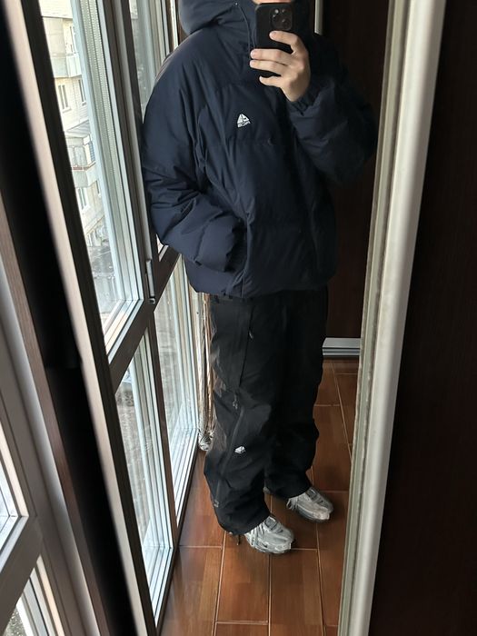 Куртку пуховик Nike ACG
