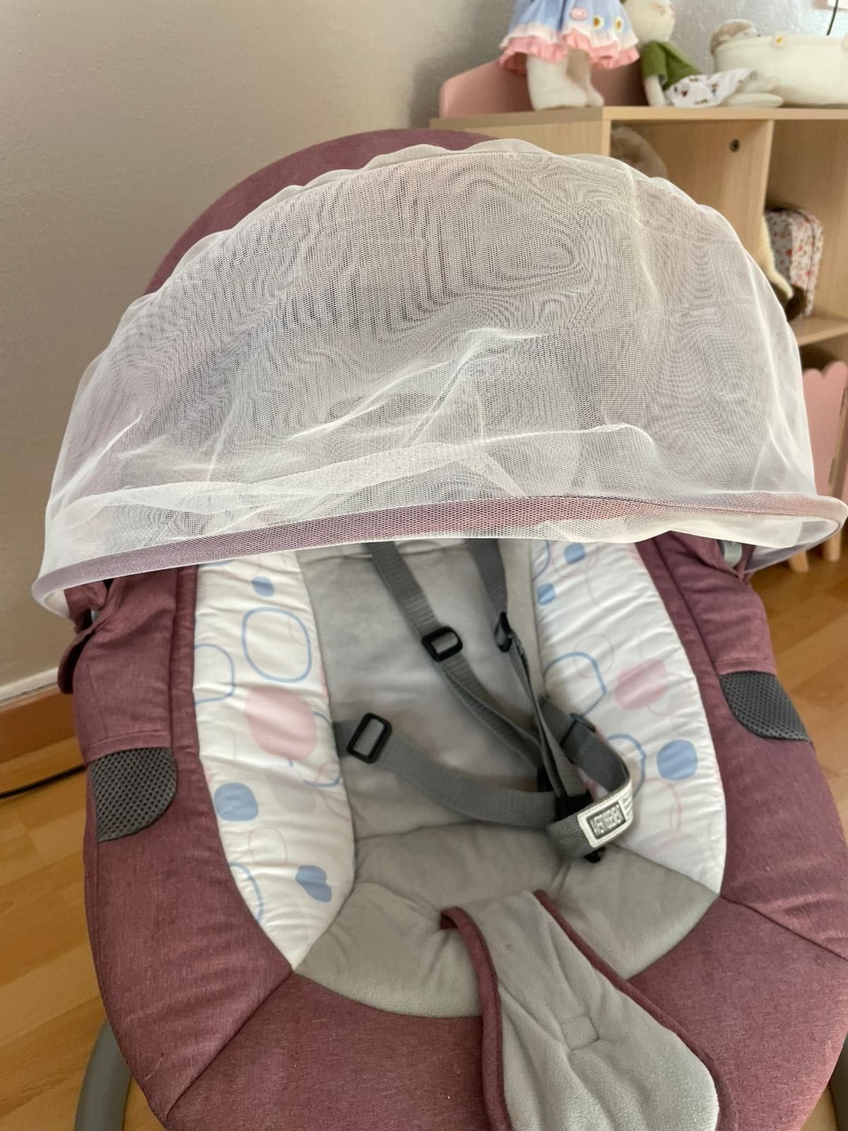 Espreguiçadeira bebê com sons