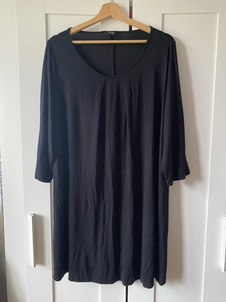 Czarna elastyczna tunika z wiskozy plus size 48 Yours